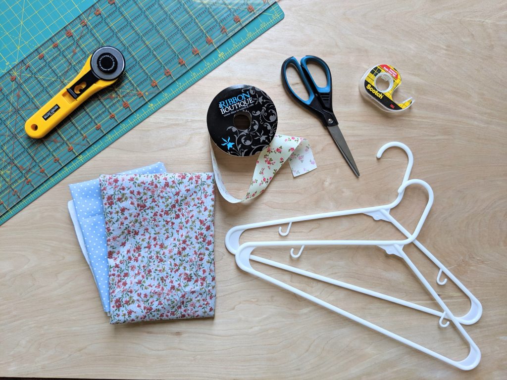 DIY Fabric-Covered Hangers