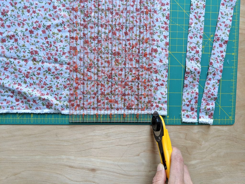 DIY Fabric-Covered Hangers